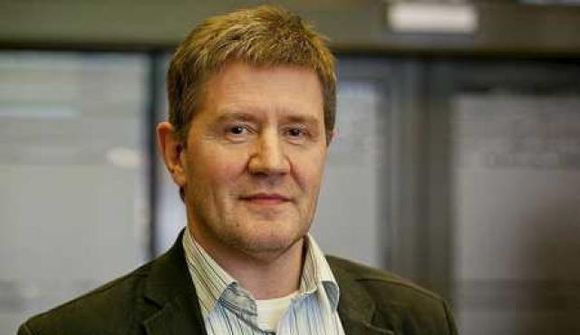 Segir Vigdísi saka forstöðumenn um landráð