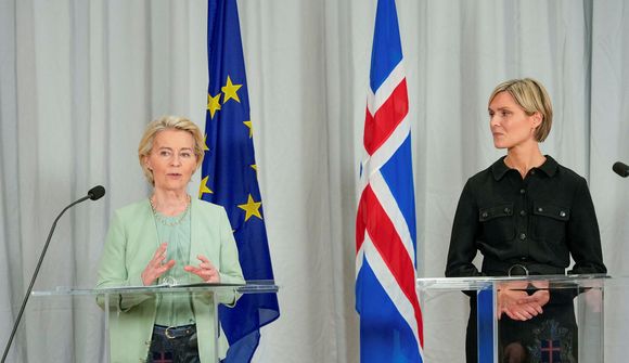 Blaut tuska í andlitið á Íslendingum