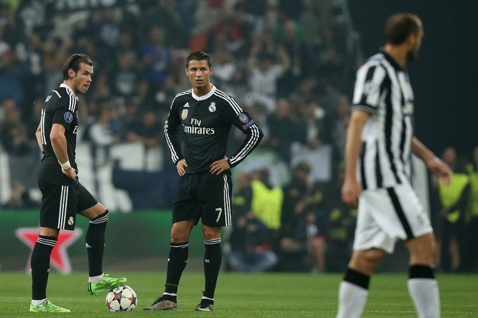 Bale ásamt Cristiano Ronaldo í leiknum gegn Juventus í gær.