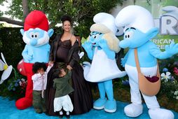 Söngkonan Rihanna ásamt sonum sínum tveimur, RZA og Riot.
