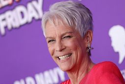 Jamie Lee Curtis brosti sínu blíðasta brosi á frumsýningu Freakier Friday í síðustu viku.