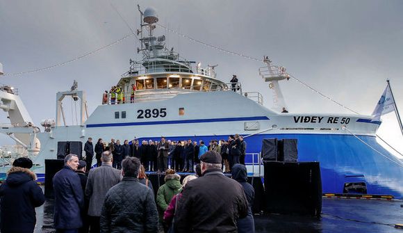 Þriðja og síðasta systirin komin heim