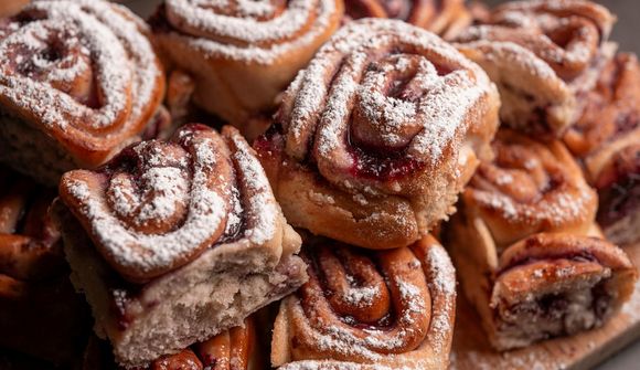 Snúðaveislan hans Árna heldur áfram 
