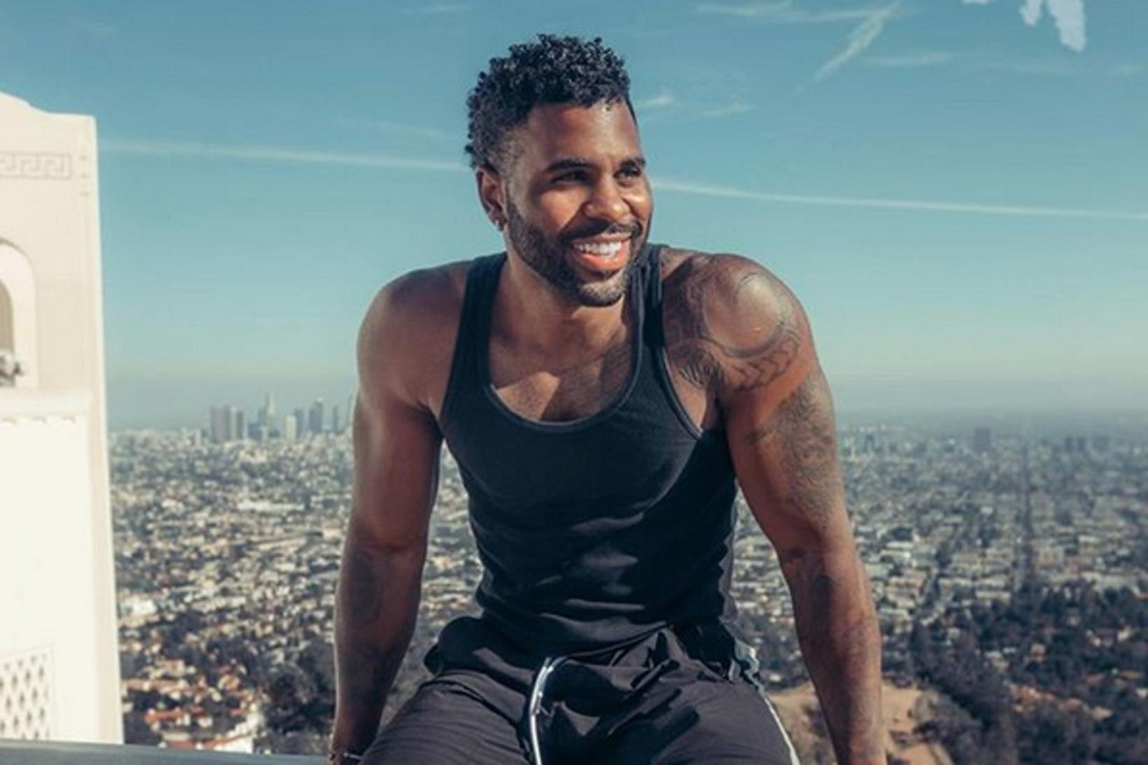 Jason Derulo gaf ungum háskólanema rausnarlegt þjórfé.