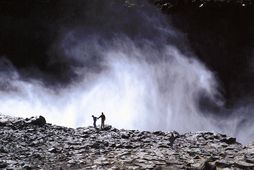 Hún byrjaði að neyta fíkniefna hjá kærastanum, eldri strák.