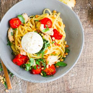 Ómótstæðilega gott sítrónuspagettí með humri og burrata