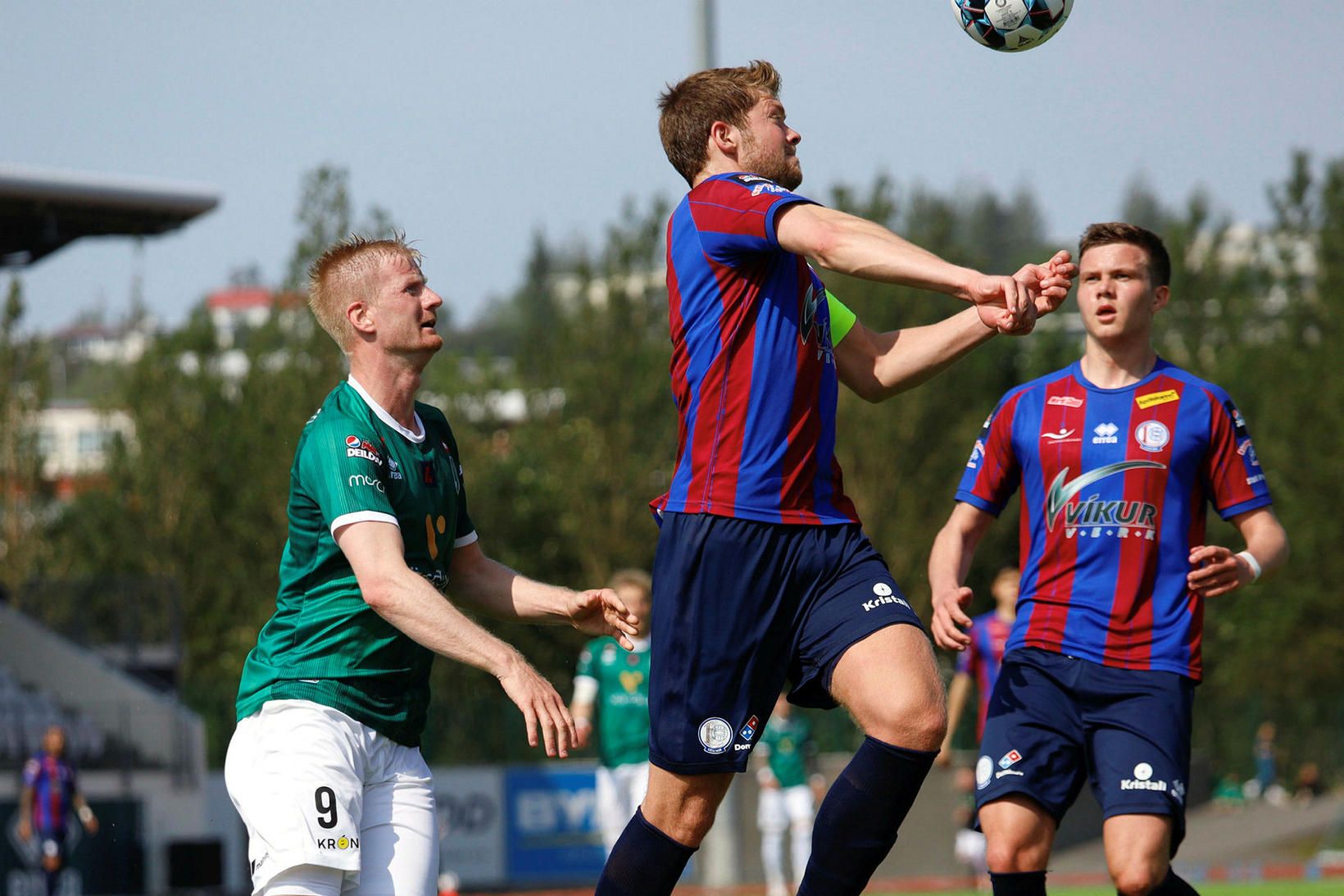 Bjarki Aðalsteinsson fyrirliði Leiknis gegn Blikum í sumar.