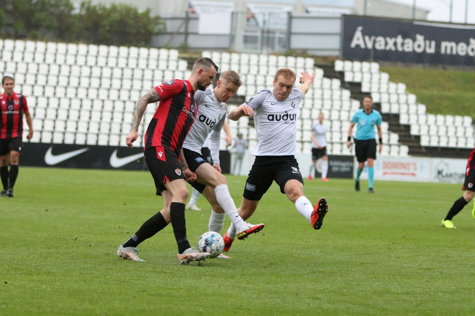 Víkingur og FH mætast í fyrsta leik Íslandsmótsins 2022.