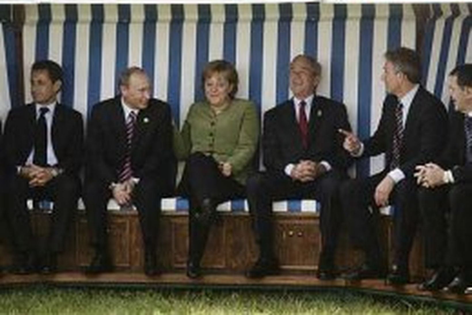 Nicolas Sarkozy, Vladimir Putin, Angela Merkel, George W. Bush, Tony …