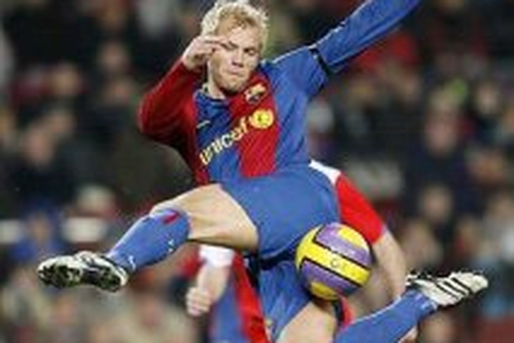 Eiður Smári Guðjohnsen er í byrjunarliði Barcelona gegn Getafe.