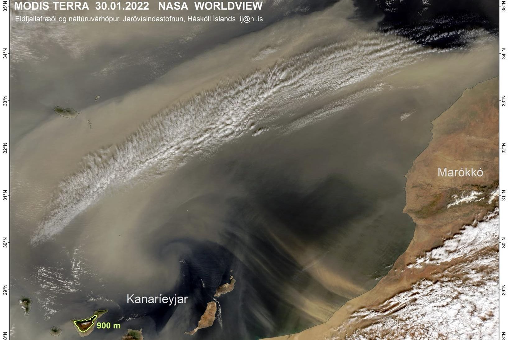 Það barst mikill sandstormur frá Marokkó til Kanaríeyja í gær.