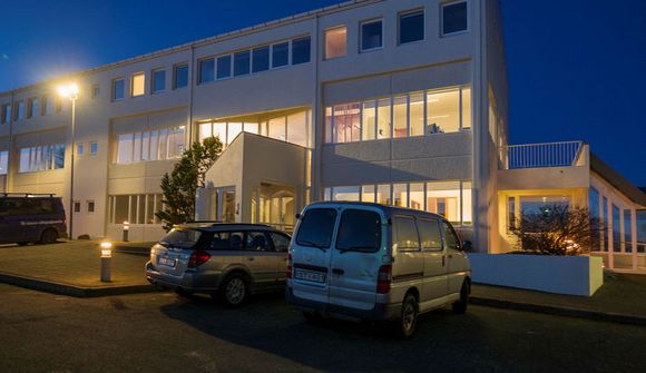 Neitar að afhenda gögn