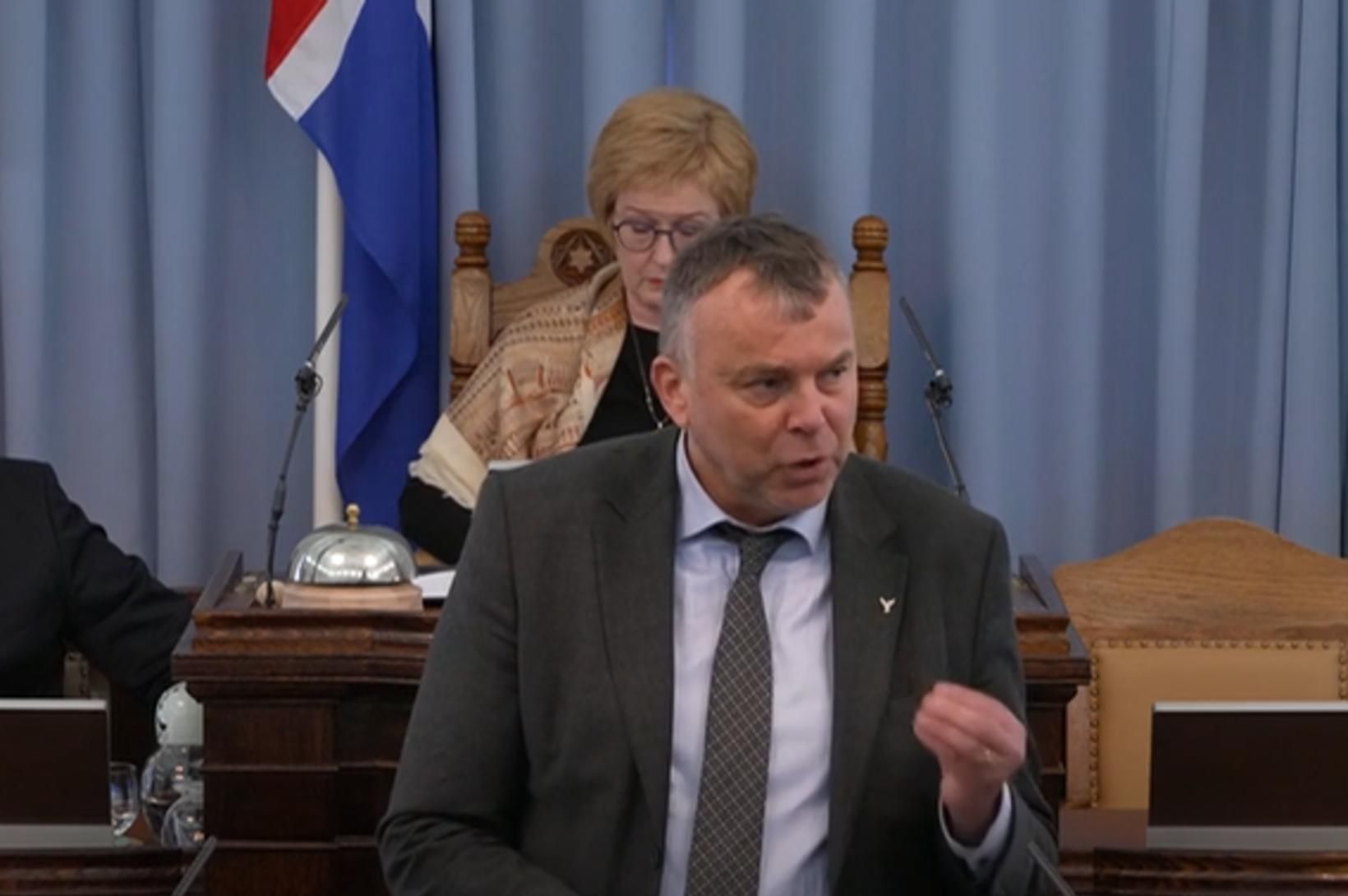 Reynt að greina vandann í áratugi án árangurs