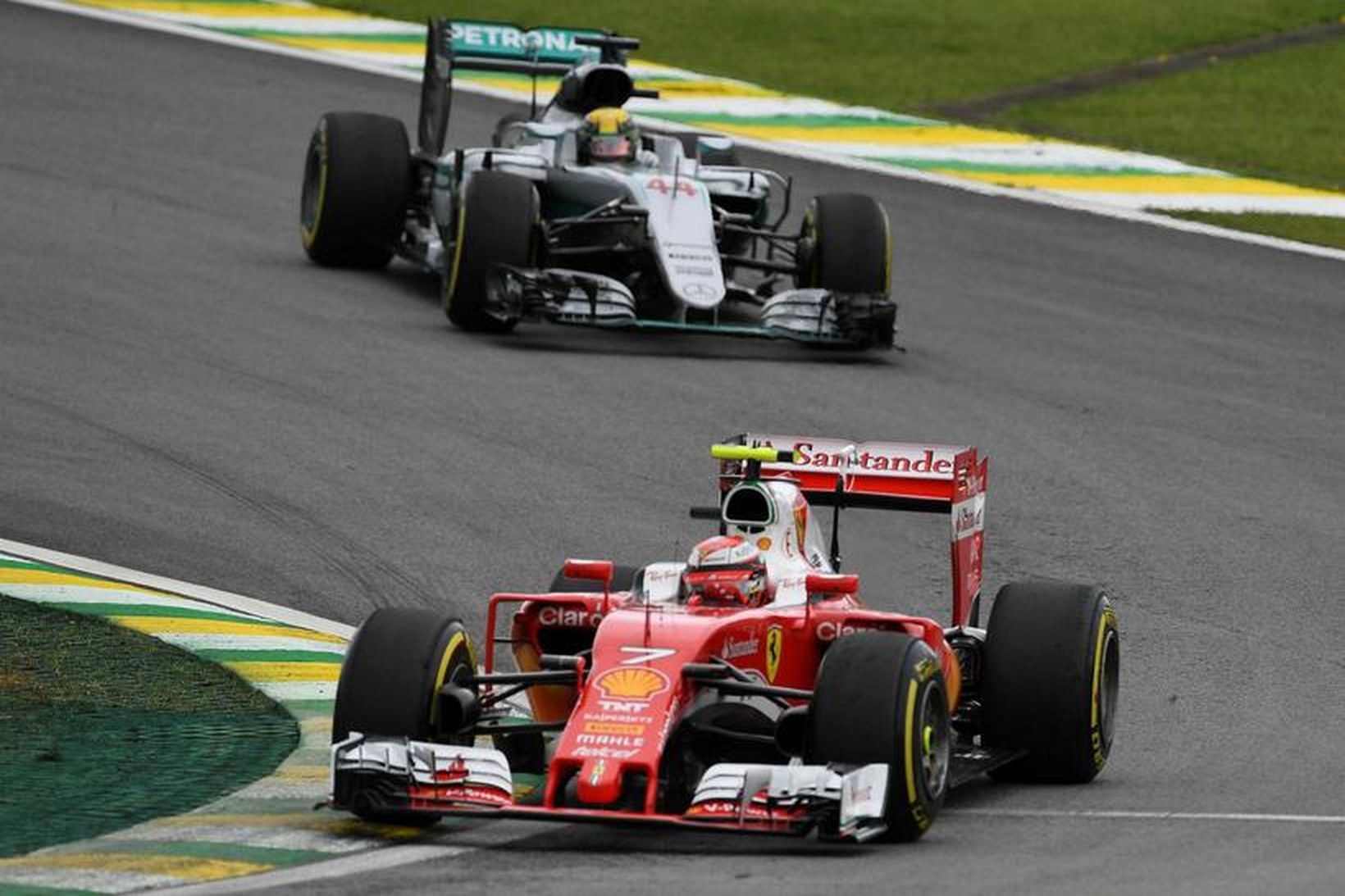 Ferrari og Mercedes gætu horfið úr formúlunni-1 innan skamms, segir …