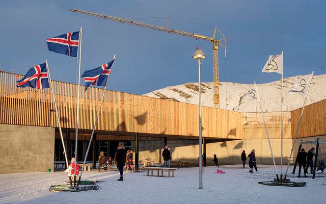 Stjórnendur Helgafellsskóla hafa fengið á sig töluverða gagnrýni síðustu daga.