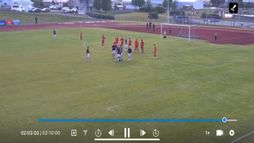 Fjögurra leikja bann fyrir að ráðast að dómara (myndskeið)