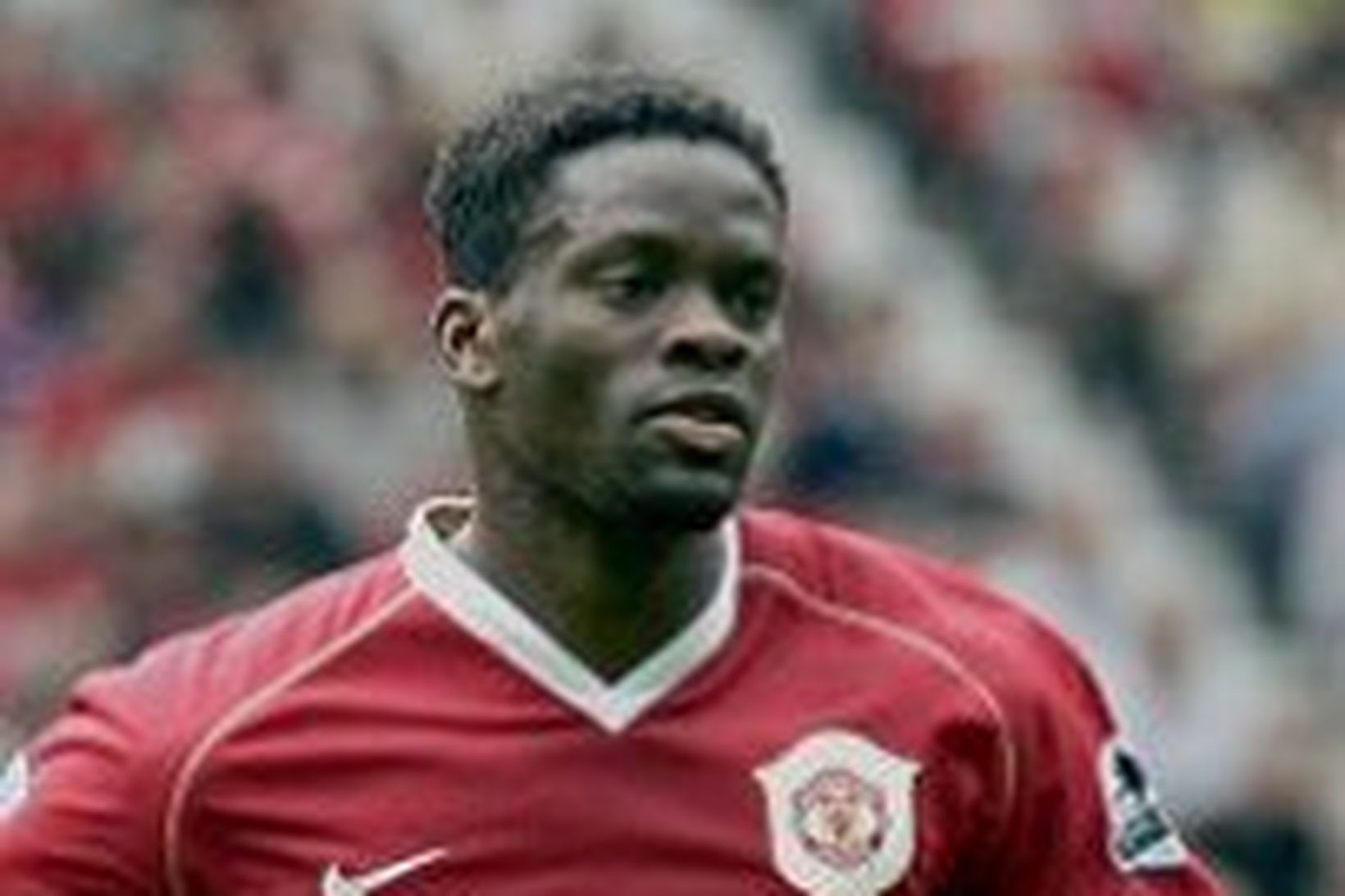 Louis Saha tryggði Manchester United nauman sigur á Sunderland.