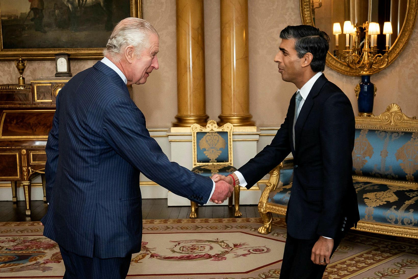 Karl konungur tekur á móti Sunak í Buckingham-höll í morgun.