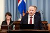 Segir stjórnarandstæðinga munda niðurskurðarhníf