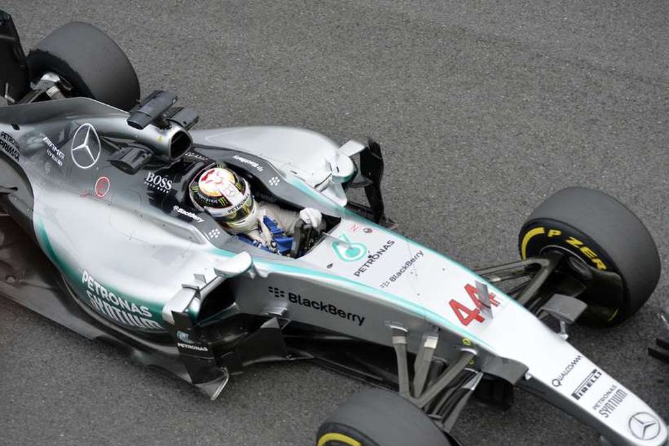 Lewis Hamilton á leið til besta tíma á seinni æfingunni í Monza.