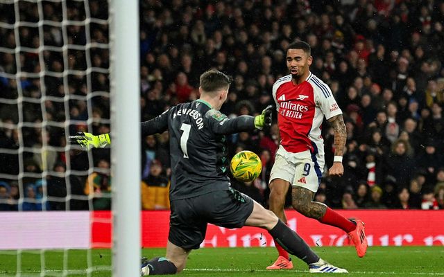 Gabriel Jesus skoraði öll þrjú mörk Arsenal.