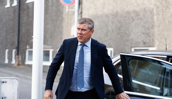 Afgreiða tillögu um stjórnarsamstarf