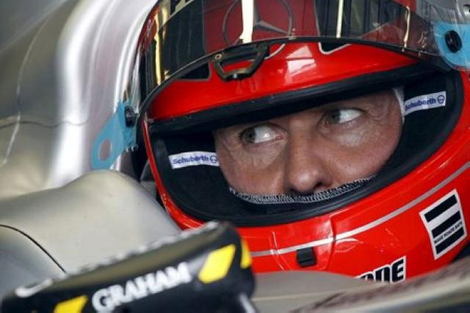 Schumacher í bíl sínum í Búdapest.