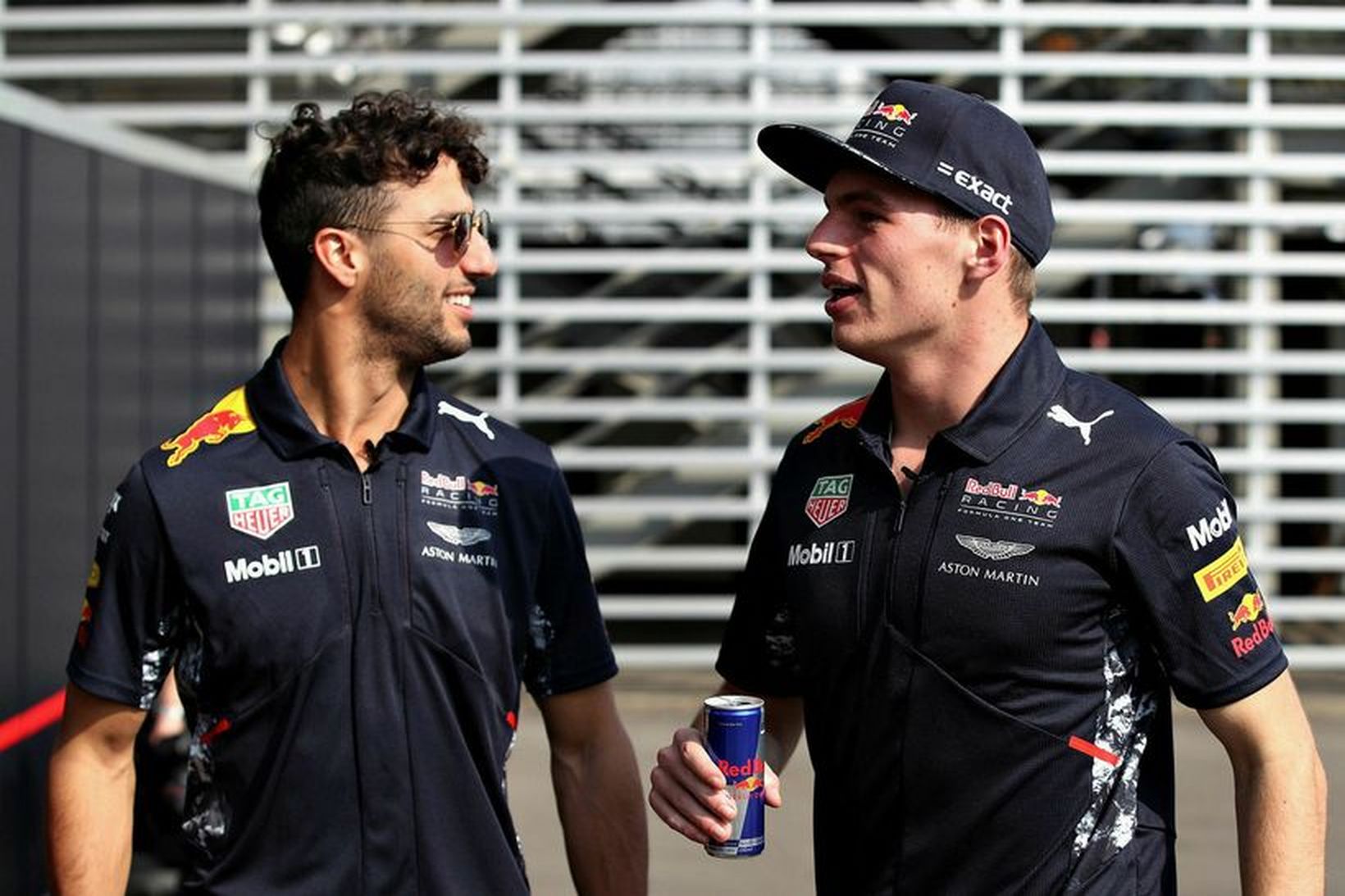 Max Verstappen (t.h.) með liðsfélaga sínum Daniel Ricciardo í Mexíkó …