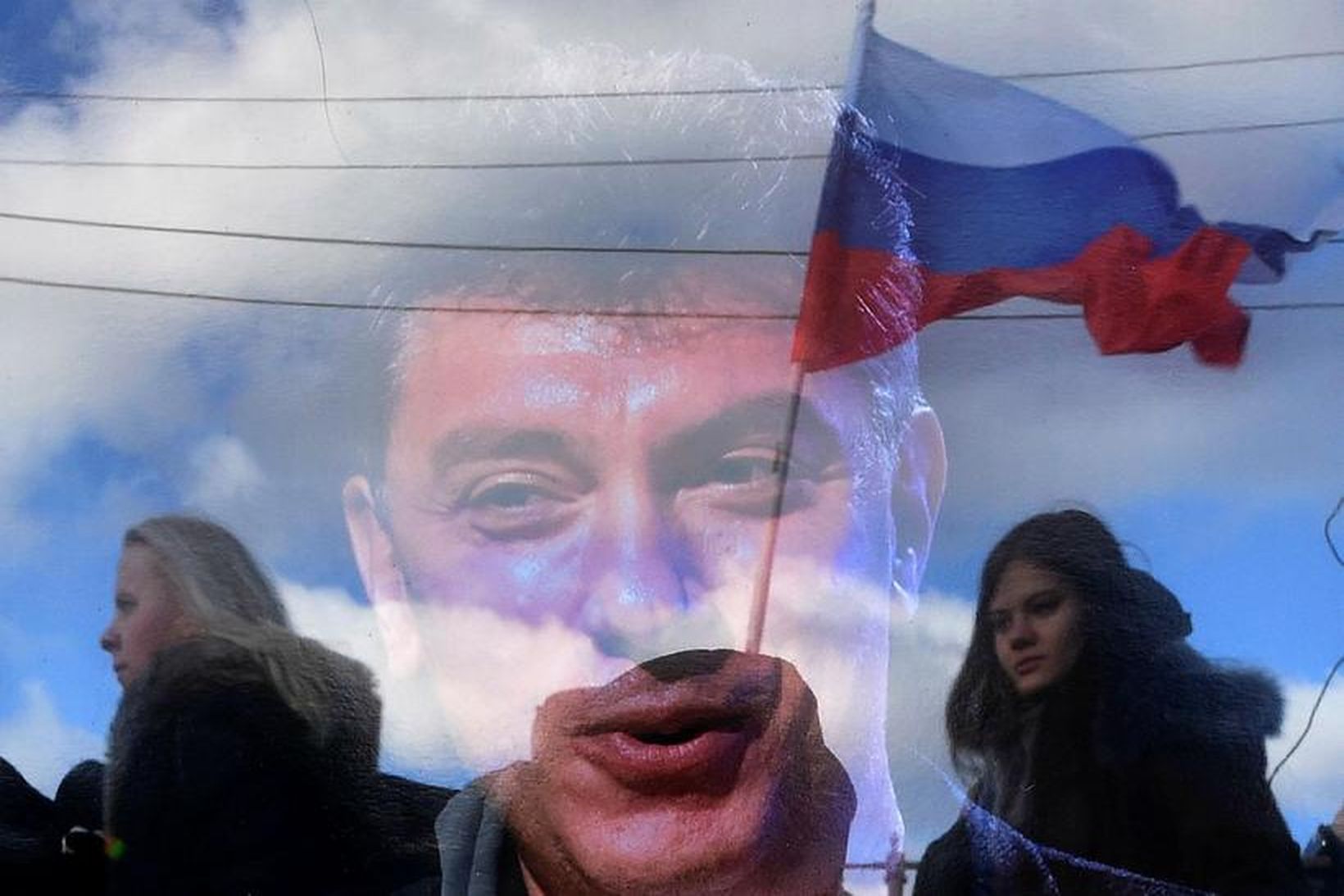 Stuðnigsmenn Nemtsov minnast hans í Moskvu.