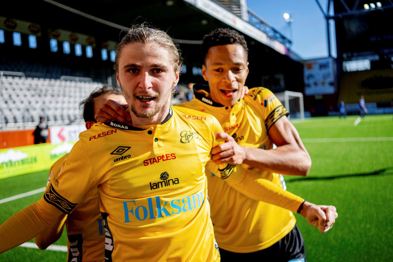 Pawel Cibicki fagnar marki í leik með Elfsborg sumarið 2019.