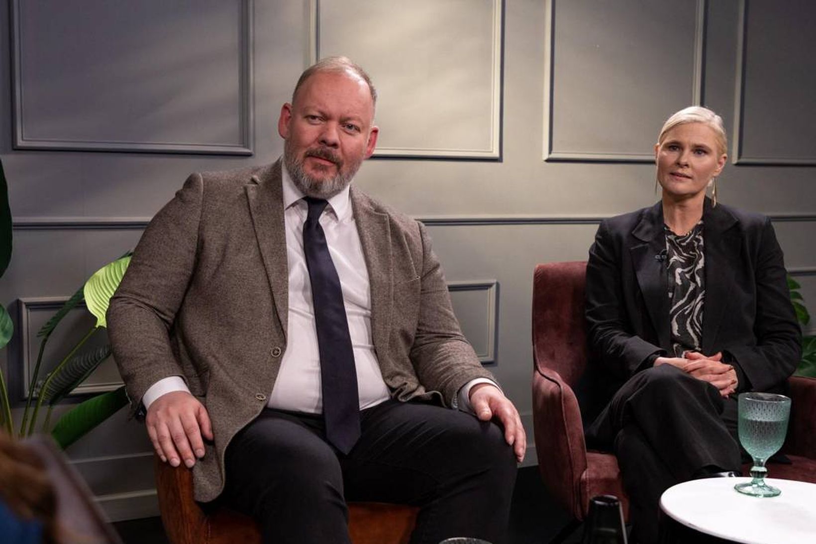 Ríkisstjórn sem krítar út fyrir línurnar