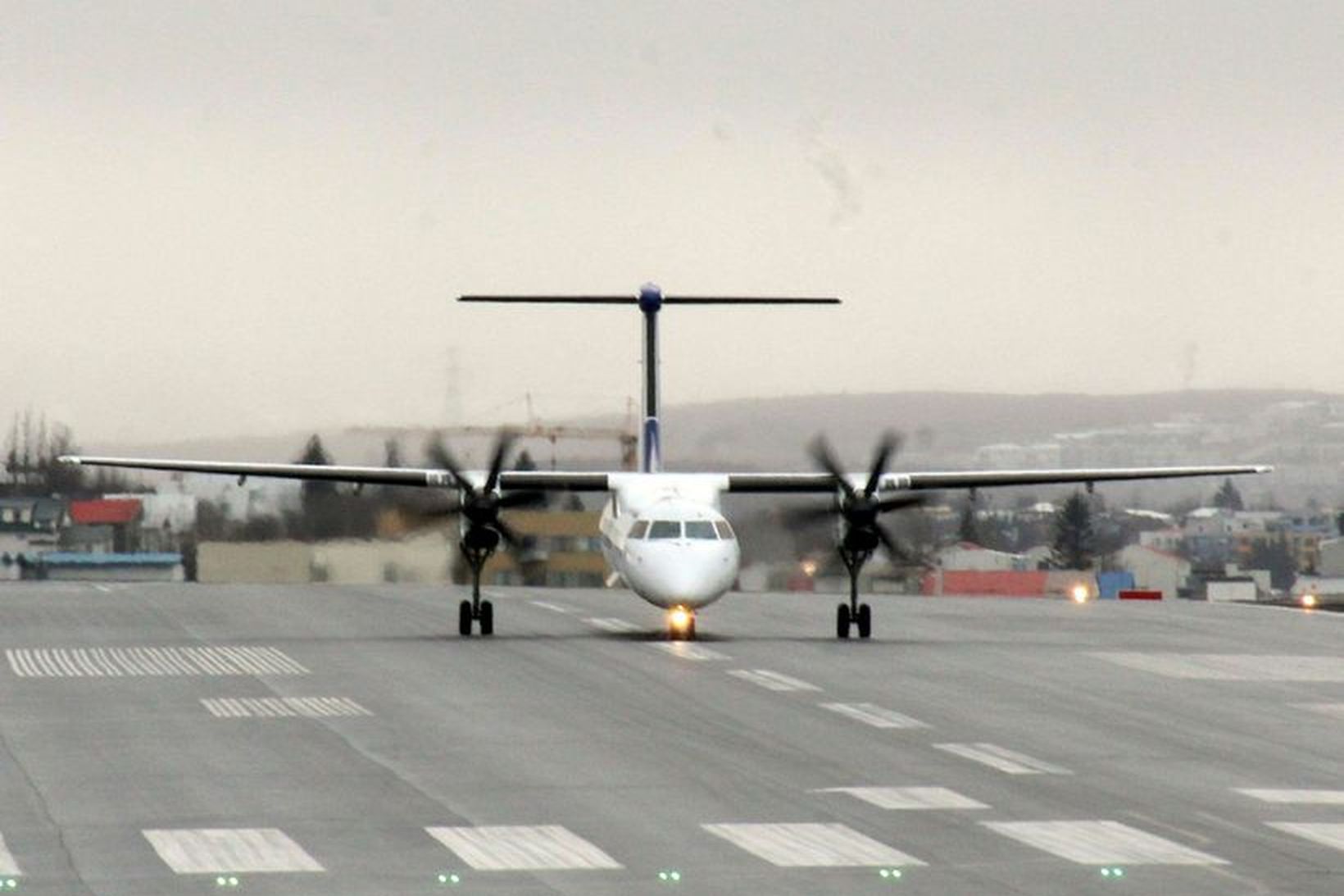 Bombardier-flugvélarnar eru notaðar í innanlandsflug Air Iceland Connect.