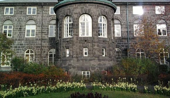 Aftur til stjórnlagaráðs