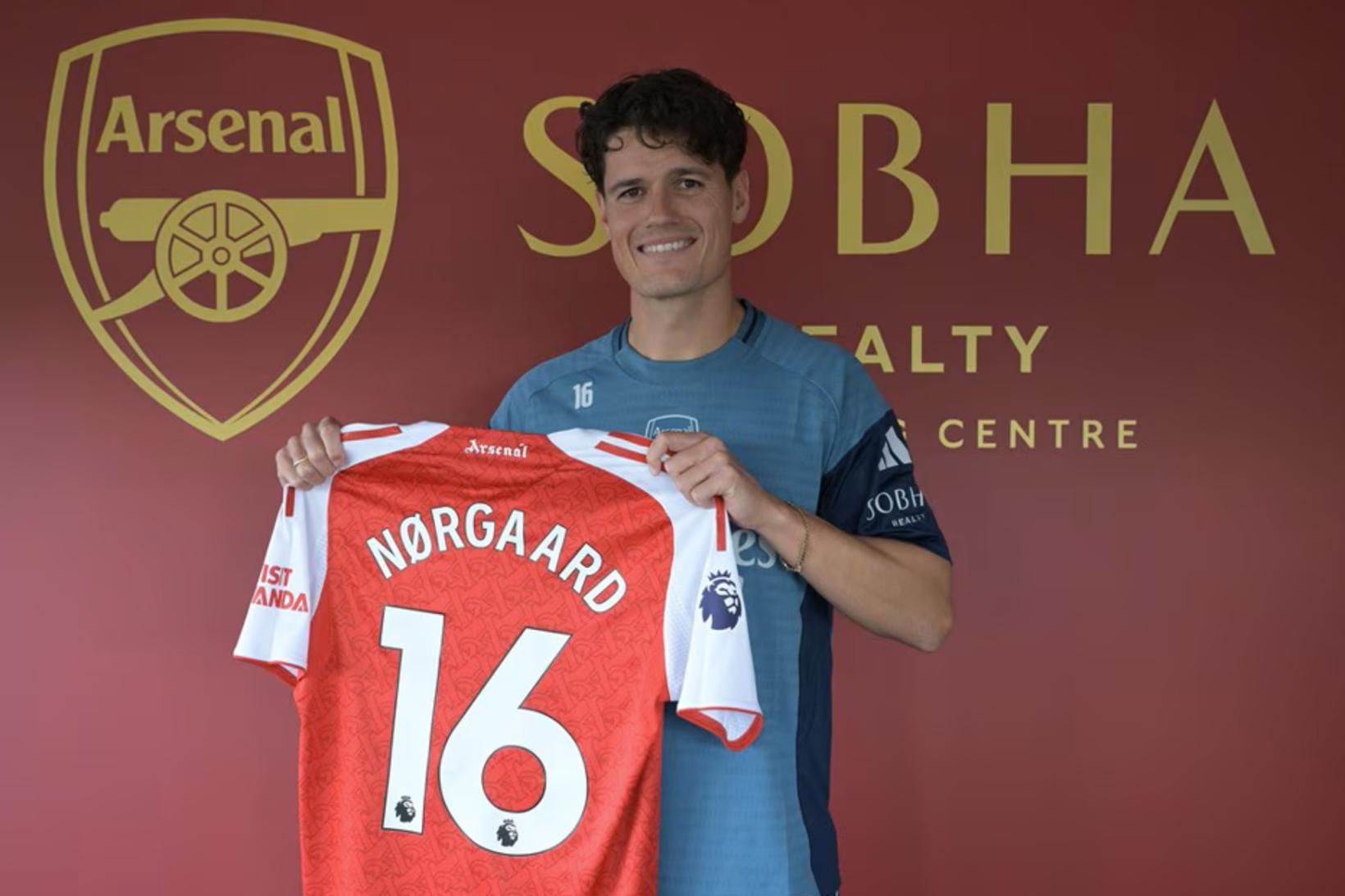Christian Nörgaard mun leika í treyju númer 16.