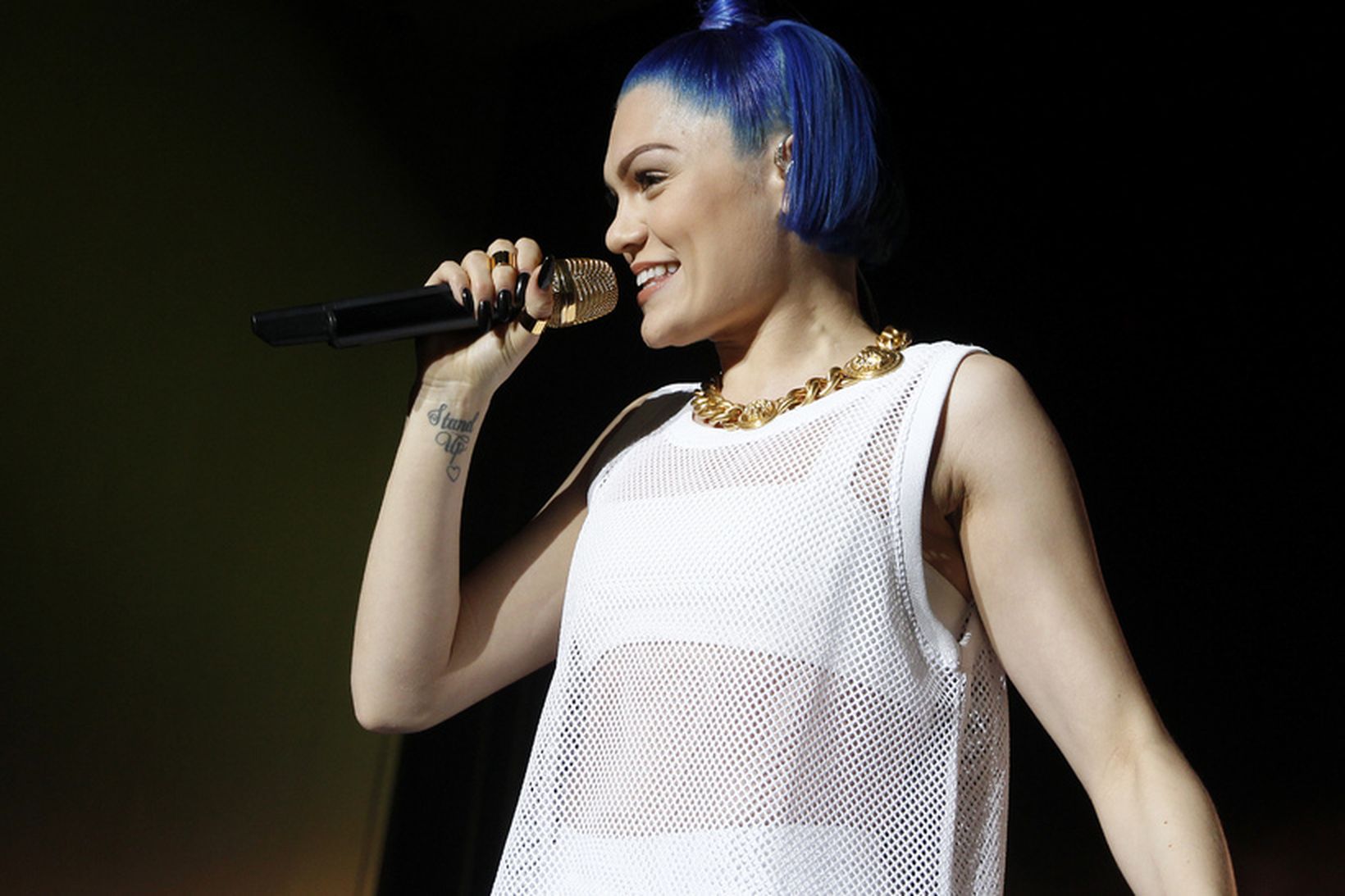 Jessie J þegar hún kom fram í Laugardalshöll 2015.