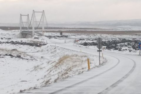 Snow showers are forecast for North and East Iceland in the next two days. This picture was taken May 7 by the river Jökulsá á Fjöllum.