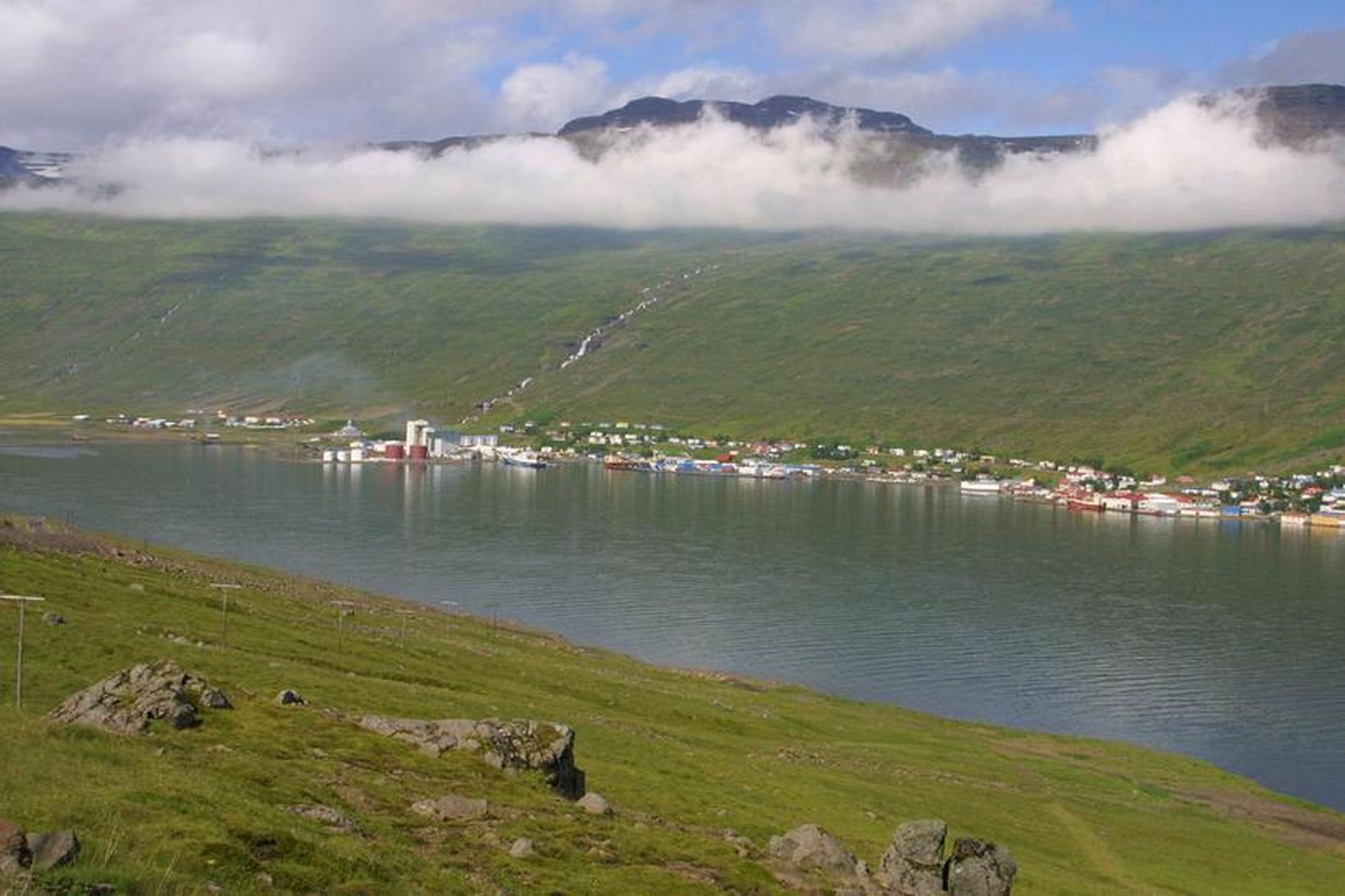 Eskifjörður er landsbyggðarperla þar sem rífandi gangur er í metnaðarfullum …