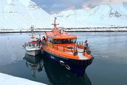 Sigurvon kom fiskibát til bjargar í vetur. Tekist er á um hver eigi að sinna …