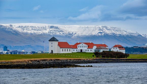 Forsetinn á ekki að vera veislustjóri