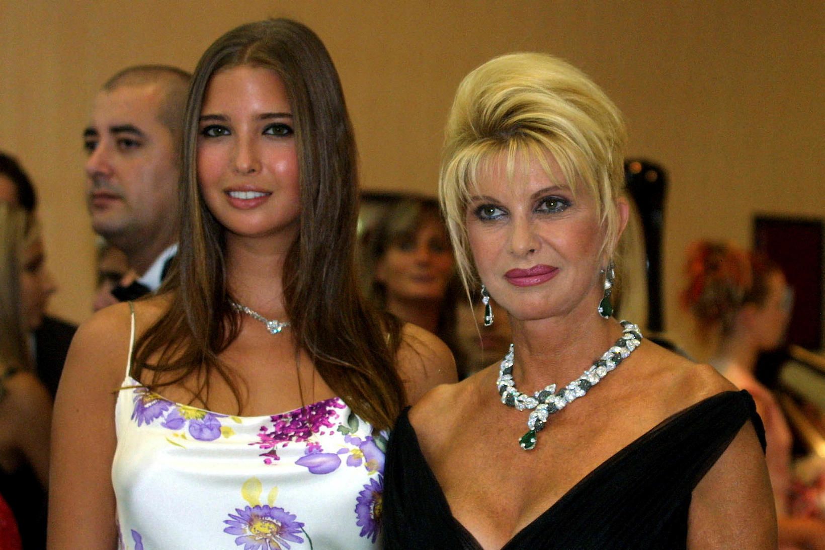 Ivana Trump ásamt dóttur sinni Ivönku Trump.