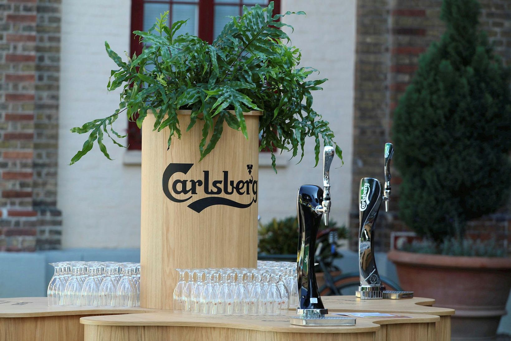 Carlsberg nýtur mikilla vinsælda en fréttir af hækkunum leggjast líklega …