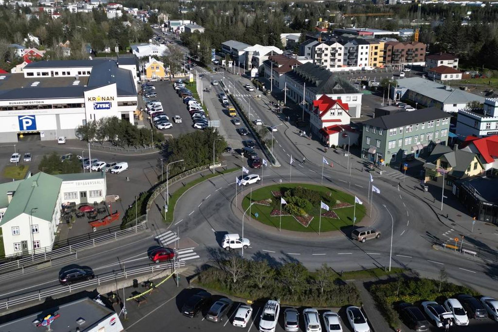 Hesthúsasvæði fer í biðstöðu