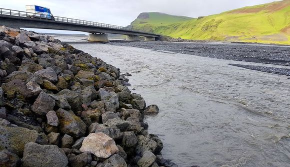 Mælir settur upp í sigkatli Mýrdalsjökuls