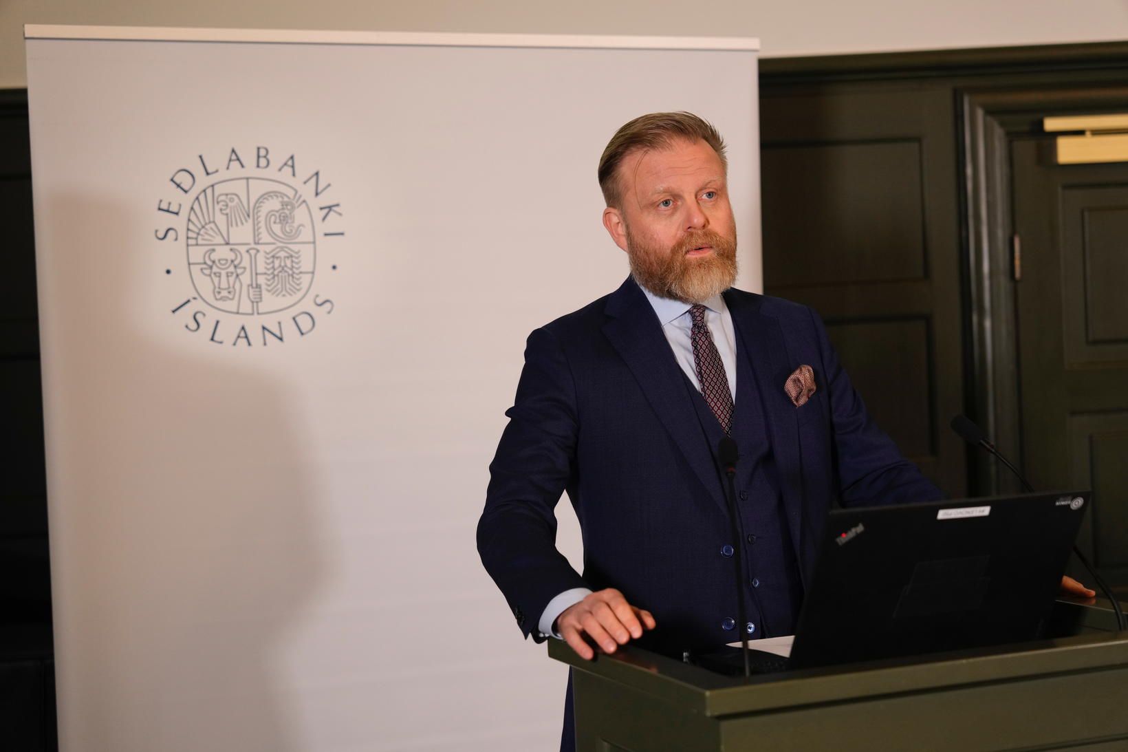 Ásgeir Jónsson seðlabankastjóri .