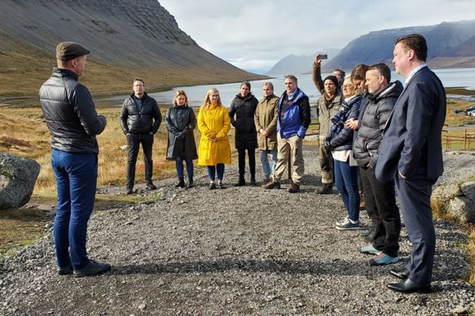 RARIK færði í dag íslenska ríkinu Dynjanda að gjöf í …