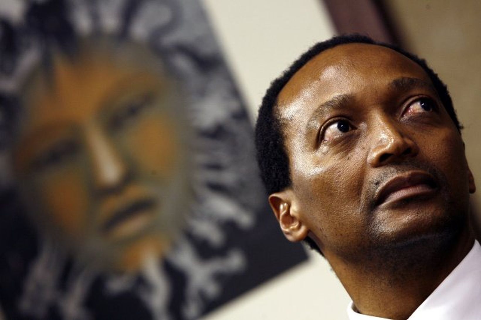 Suður-afríski auðjöfurinn Patrice Motsepe er gjafmildur maður.