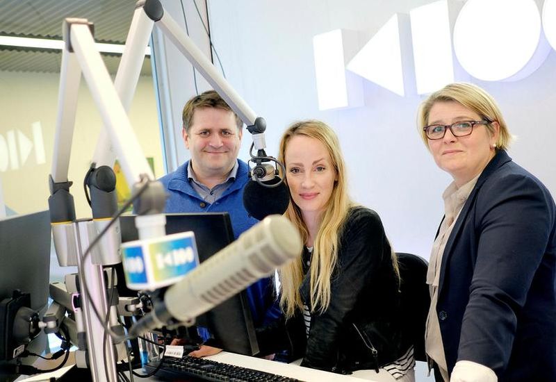 Radio hosts Auðun Georg Ólafsson, Sigríður Elva Vilhjálmsdóttir and Hulda Bjarnadóttir at the studio of K100.