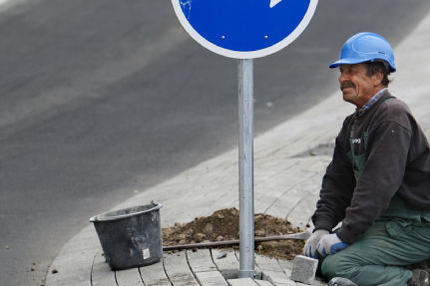 Framkvæmdir munu væntanlega dragast saman með haustinu