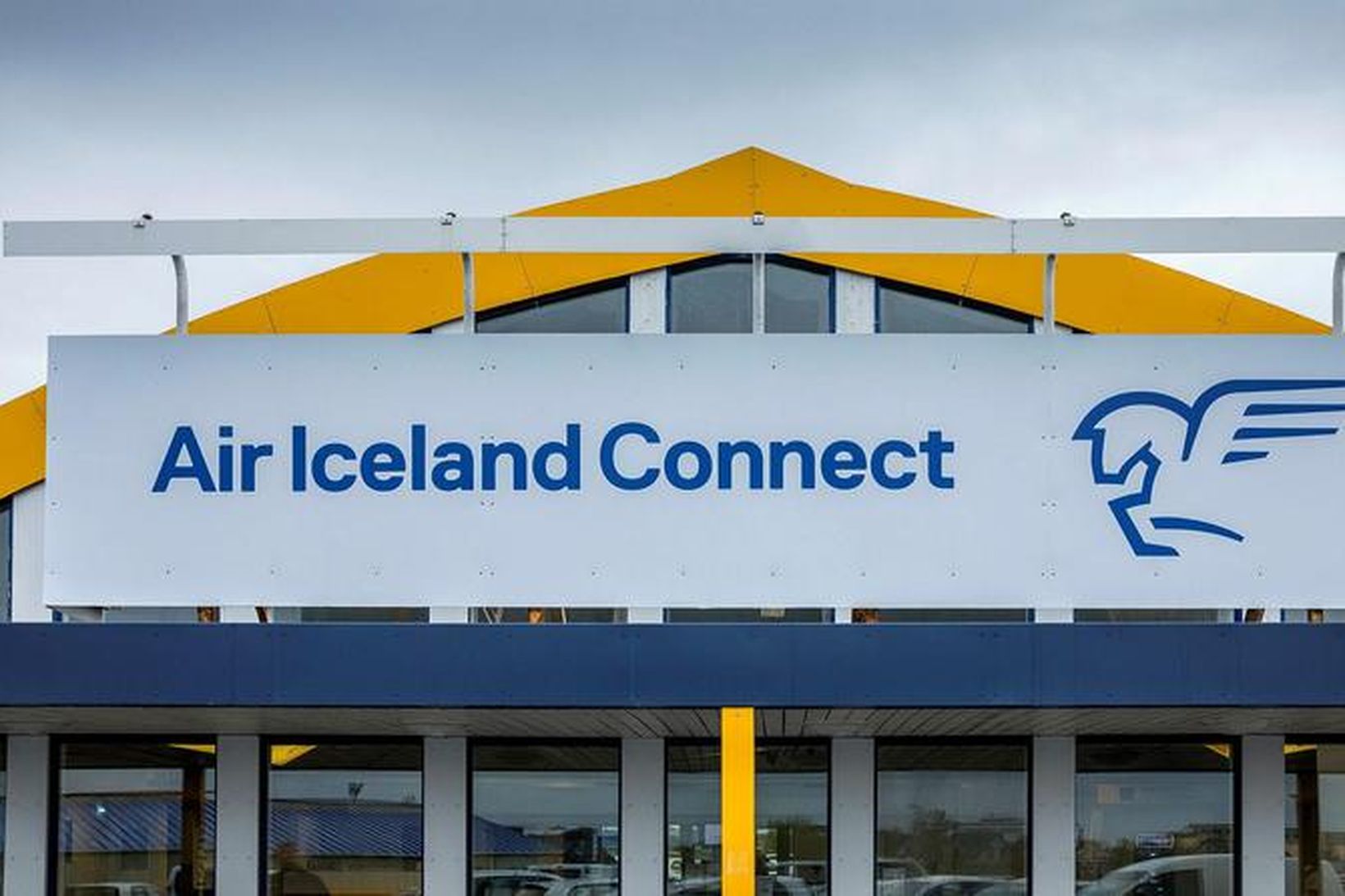 Flugfélag Íslands breytir um nafn og heitir nú Air Iceland …