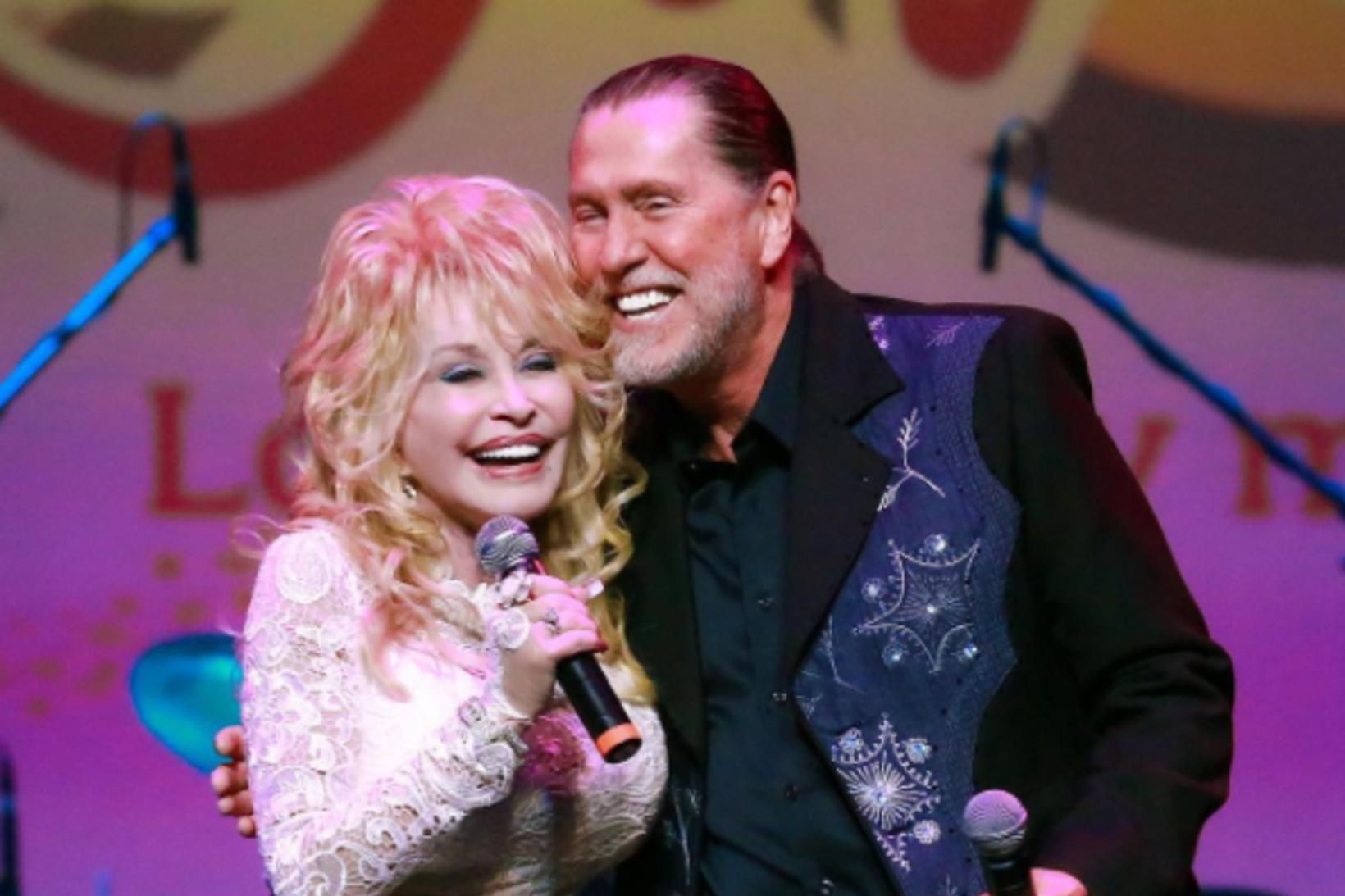 Dolly og Randy Parton.